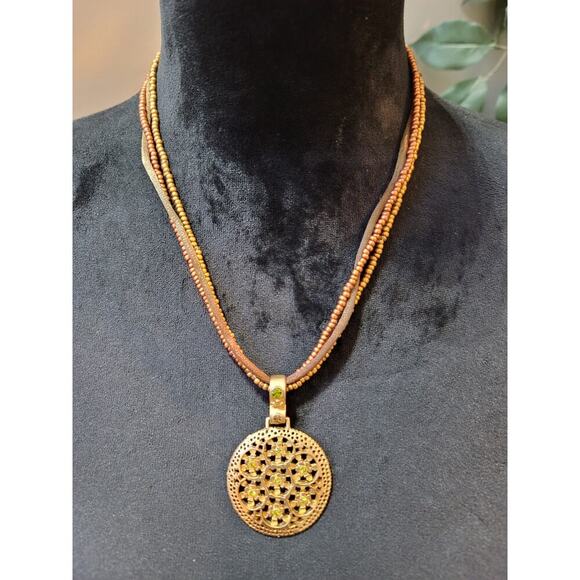 Women's Beaded Pendant Necklace With Gold Filigree Design And Lobster Clasp - Picture 2 of 7